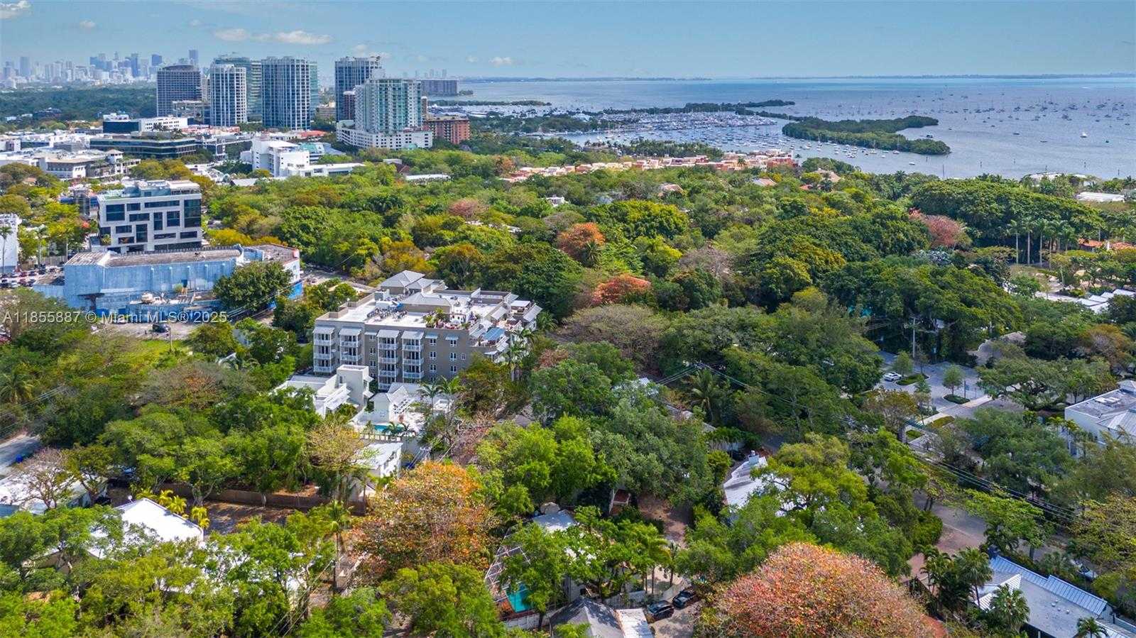Small Image of 3586 MAIN HWY #3, Coconut Grove Number 56