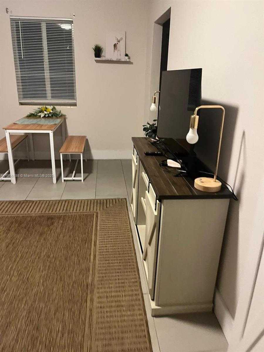 Small Image of 1625 FLETCHER ST, Hollywood Number 29