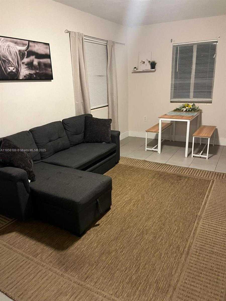 Small Image of 1625 FLETCHER ST, Hollywood Number 32