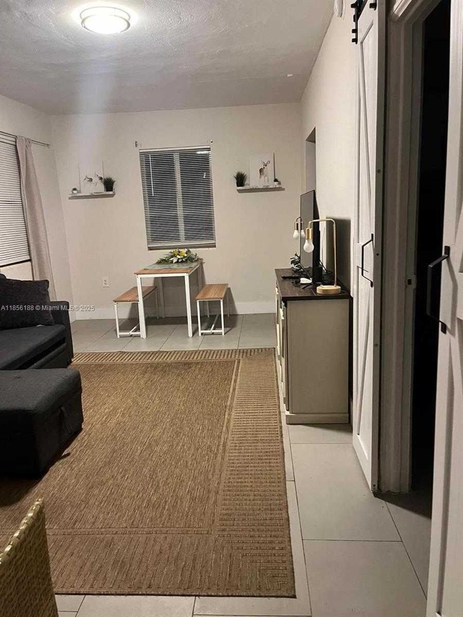 Small Image of 1625 FLETCHER ST, Hollywood Number 46