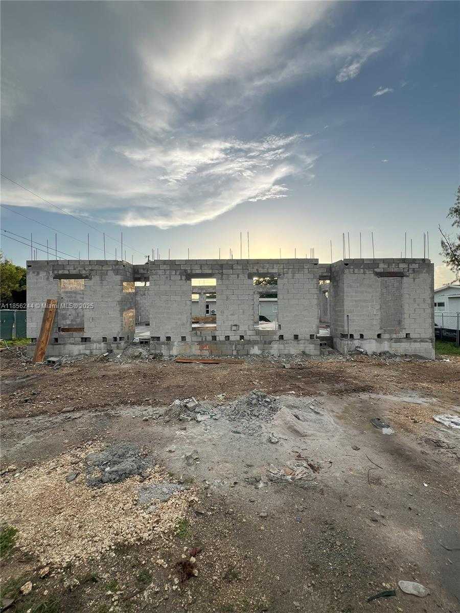 Small Image of 564 NORTH WEST 12TH ST, Florida City Number 13