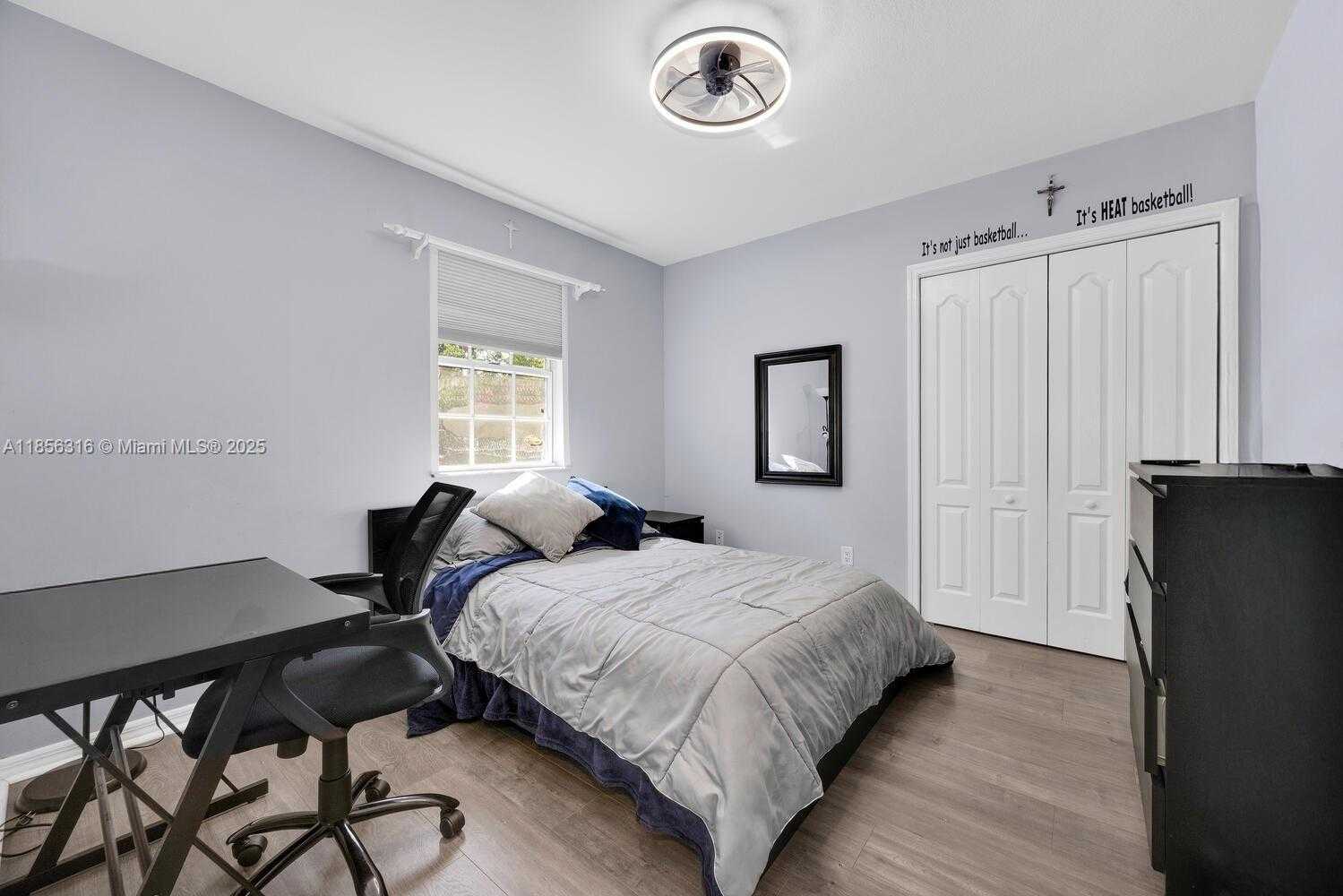 Small Image of 10504 SOUTH WEST 77TH CT, Pinecrest Number 23