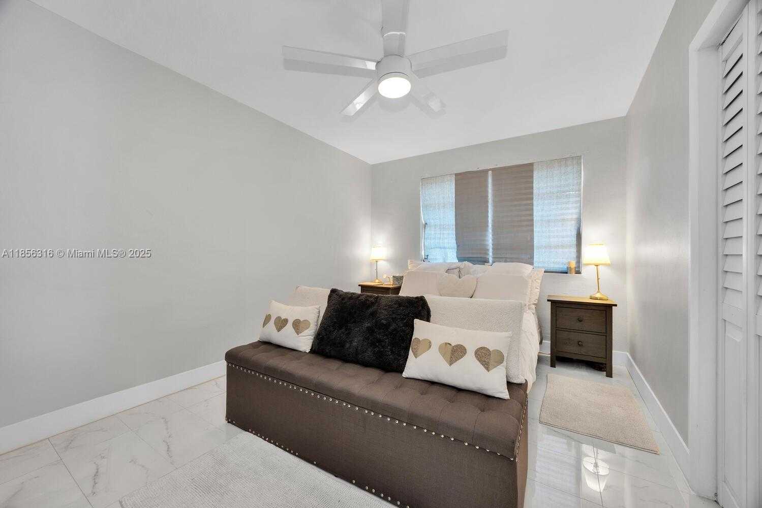Small Image of 10504 SOUTH WEST 77TH CT, Pinecrest Number 6