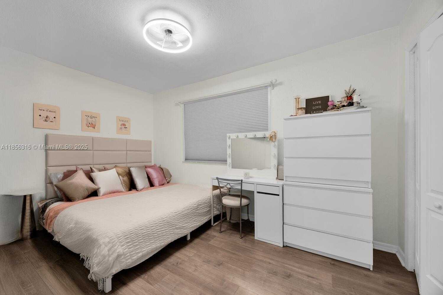 Small Image of 10504 SOUTH WEST 77TH CT, Pinecrest Number 8