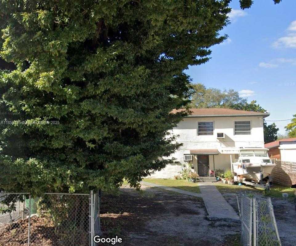 Small Image of 4816 NORTH WEST 21ST AVE, Miami Number 2