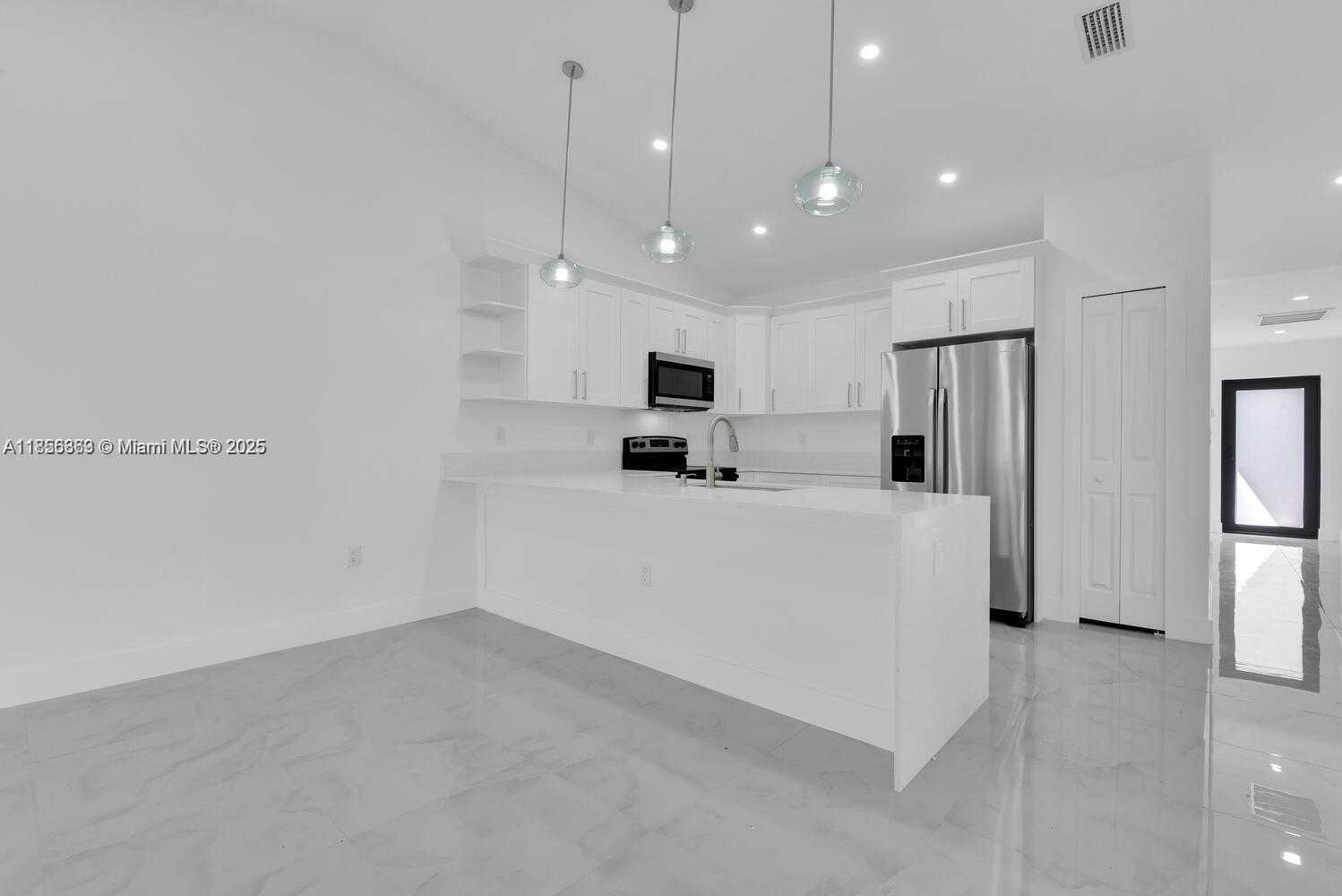 Small Image of 4745 13TH ST SW, Lehigh Acres Number 12