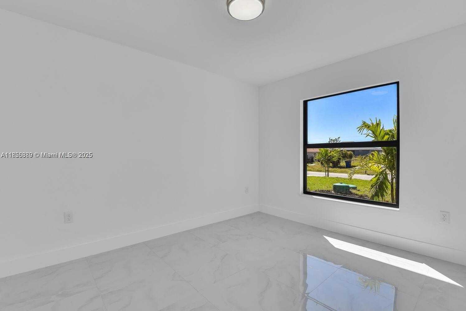 Small Image of 4754 14TH ST SW, Lehigh Acres Number 39