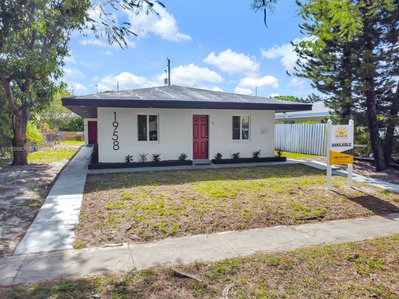 Small Image of 1958 NORTH EAST 172ND ST #4, North Miami Beach Number 7