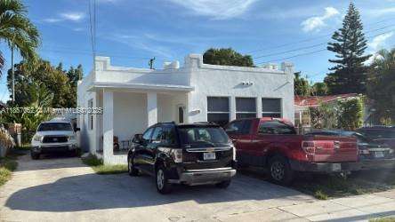 Small Image of 2970 SOUTH WEST 13TH ST, Miami Number 13