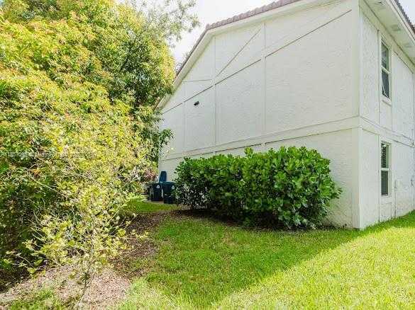 Small Image of 11550 NORTH WEST 36TH ST #4, Coral Springs Number 32