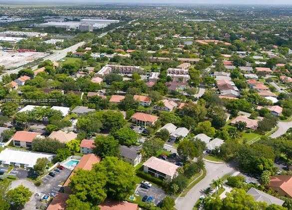Small Image of 11550 NORTH WEST 36TH ST #4, Coral Springs Number 8