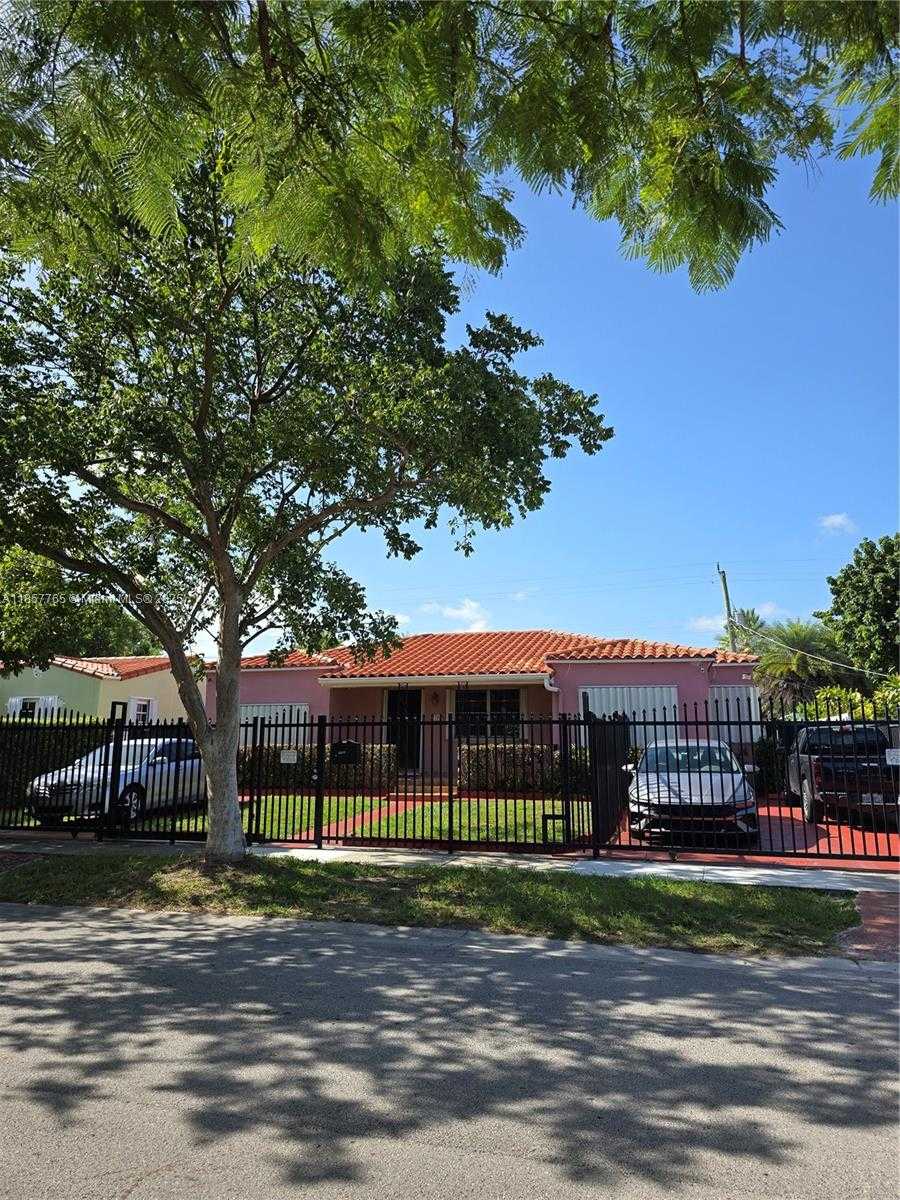 Small Image of 1765 SOUTH WEST 21ST ST, Miami Number 43