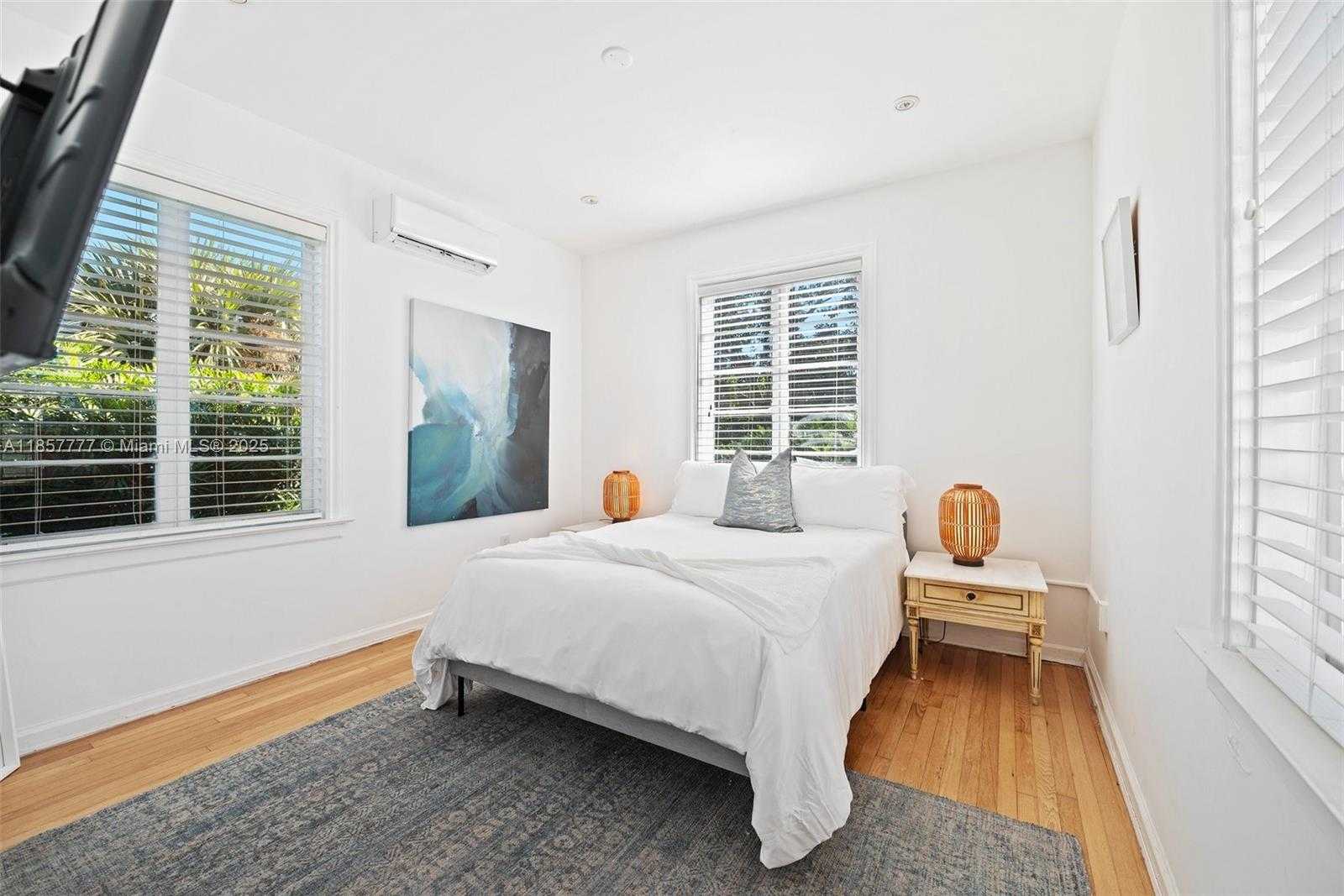 Small Image of 36 PHOENETIA AVE #6, Coral Gables Number 14