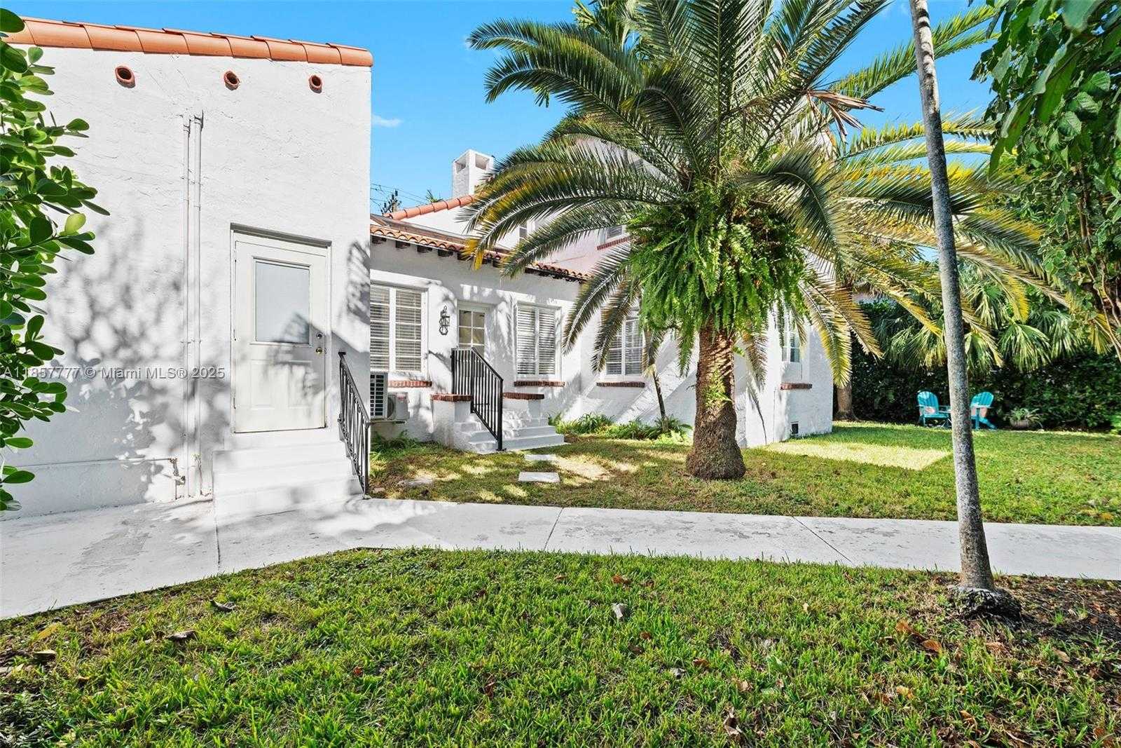 Small Image of 36 PHOENETIA AVE #6, Coral Gables Number 25