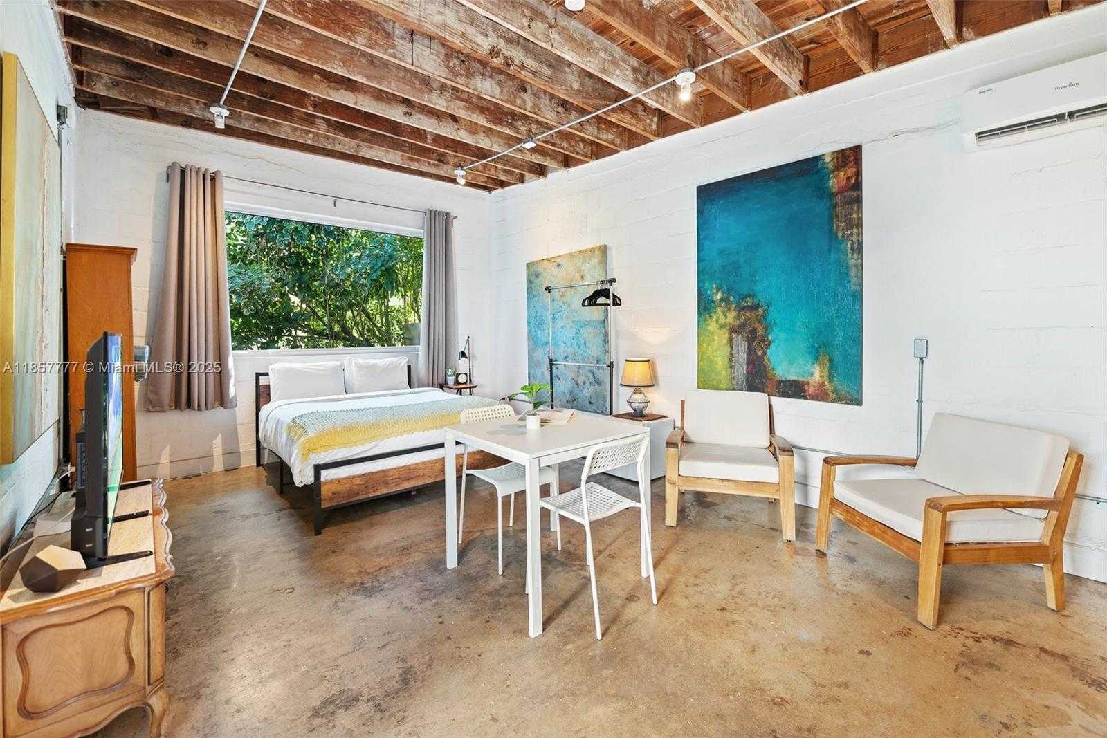 Small Image of 36 PHOENETIA AVE #6, Coral Gables Number 26