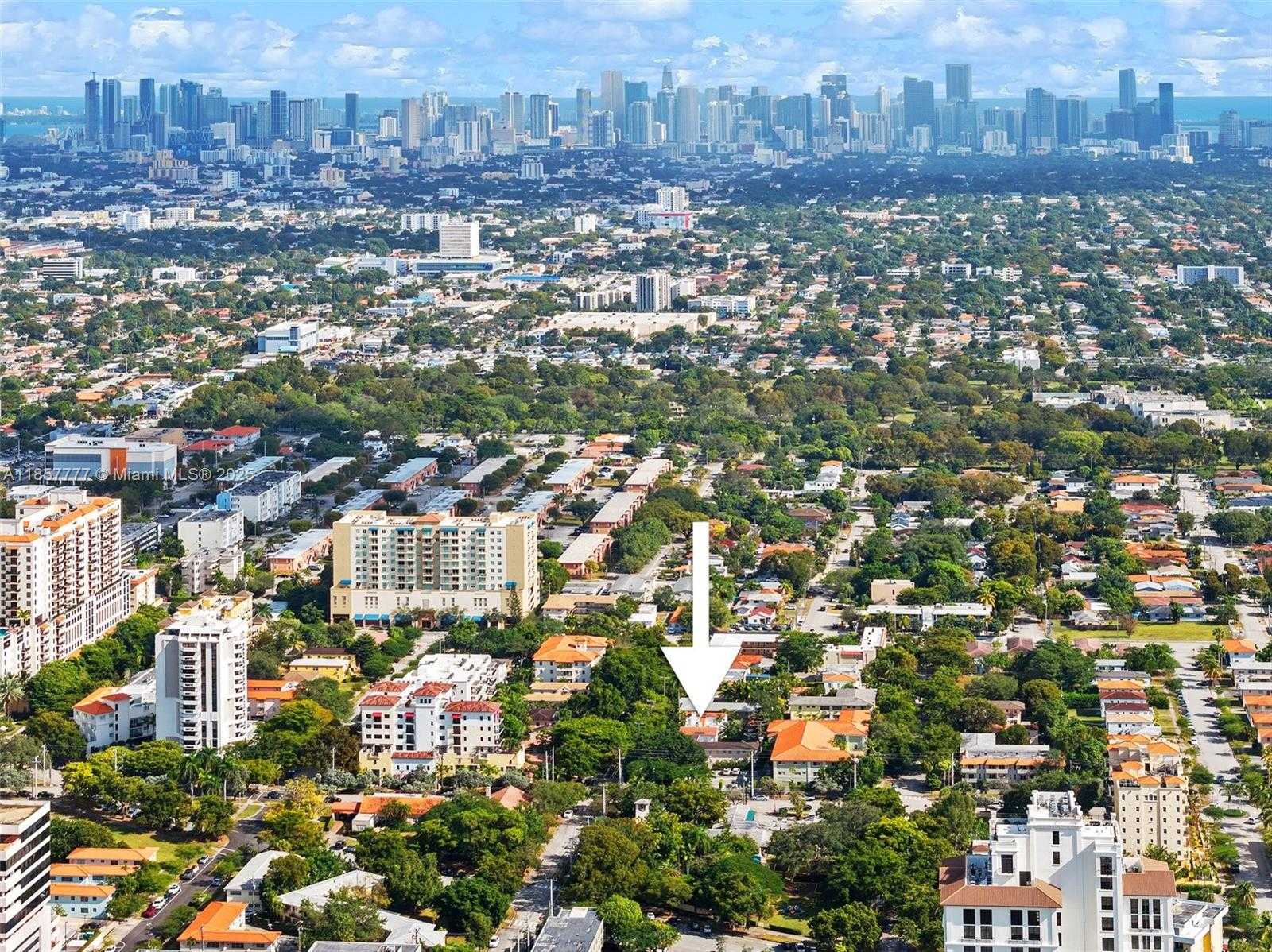 Small Image of 36 PHOENETIA AVE #6, Coral Gables Number 50