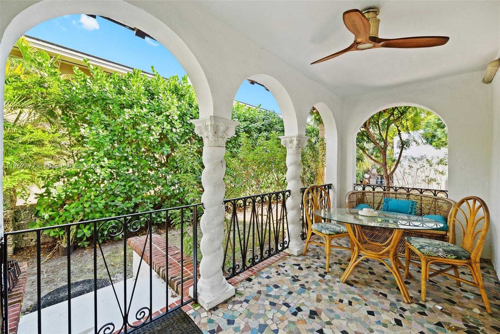 Small Image of 36 PHOENETIA AVE #6, Coral Gables Number 8