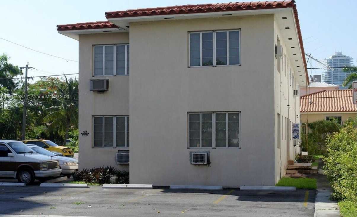 Small Image of 2101 SOUTH WEST 3RD AVE #6, Miami Number 8