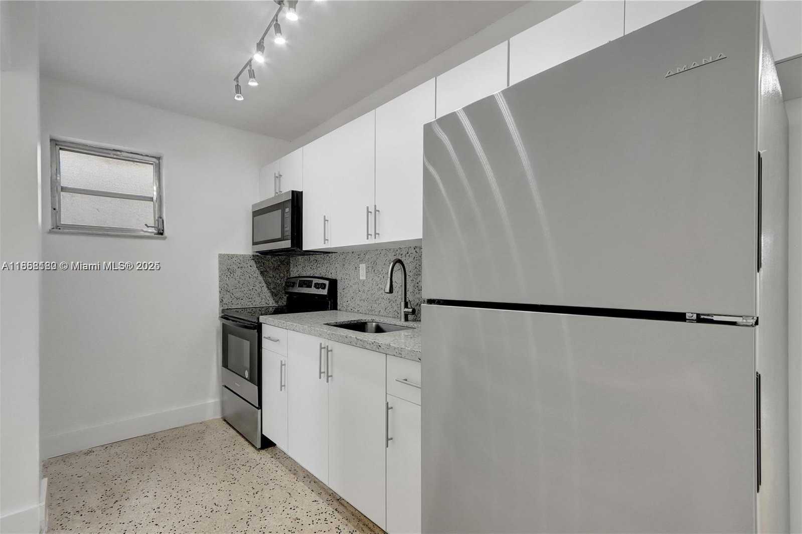Small Image of 1927 NORTH WEST 20TH AVE, Miami Number 12