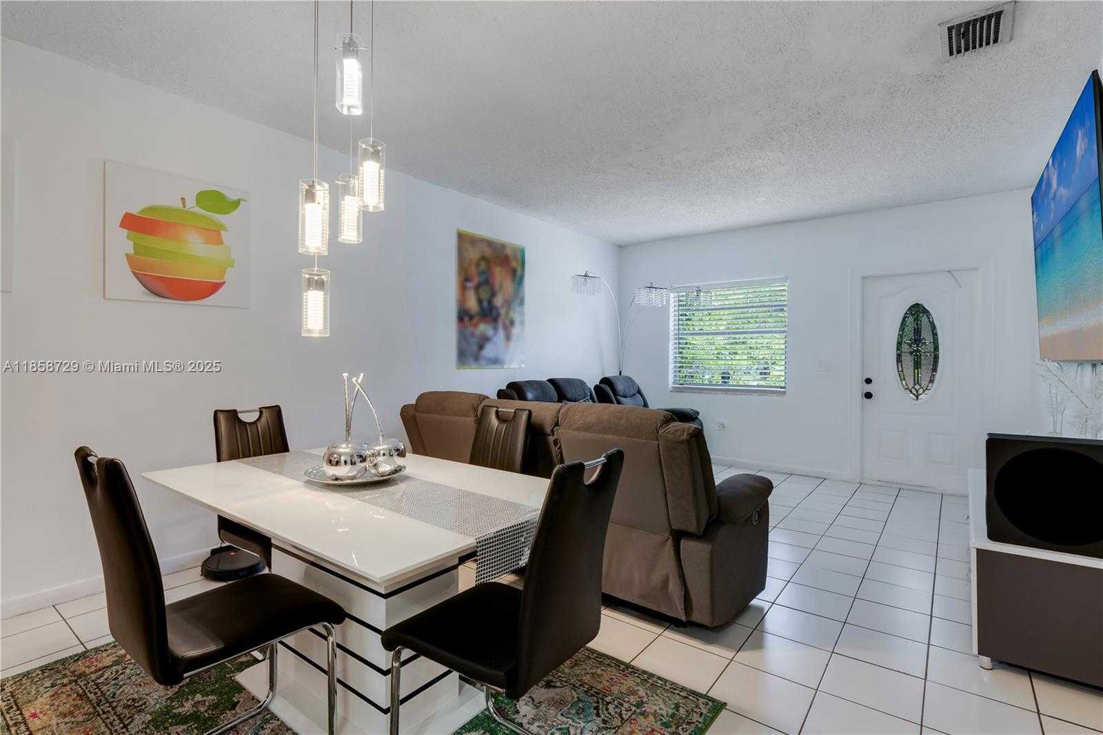 Small Image of 190 EAST 16TH ST #2, Hialeah Number 11
