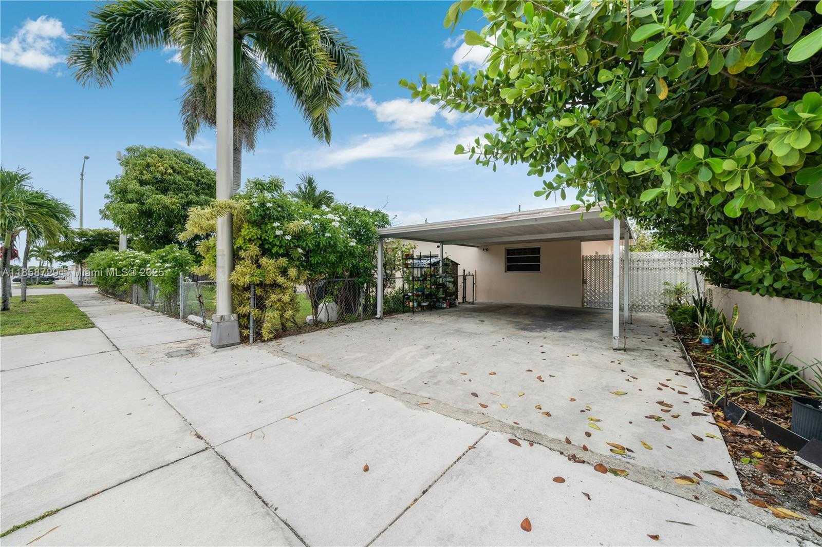 Small Image of 190 EAST 16TH ST #2, Hialeah Number 36