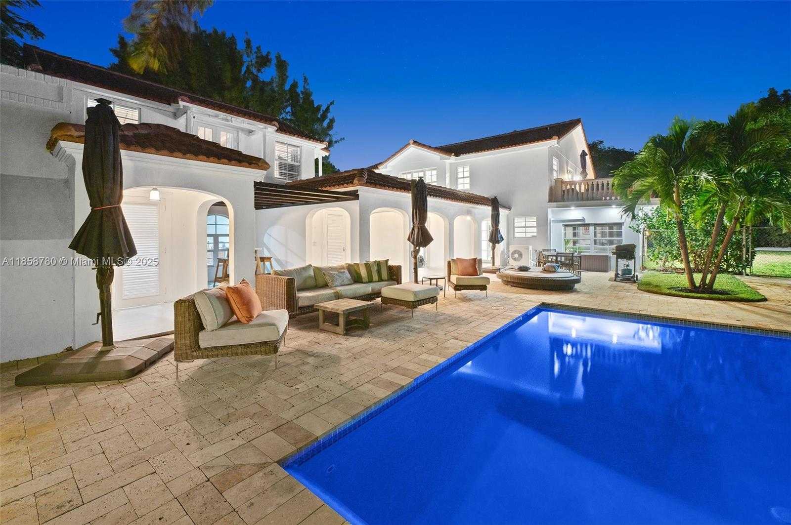 Small Image of 321 SOUTH WEST 1ST AVE #2, Boynton Beach Number 13