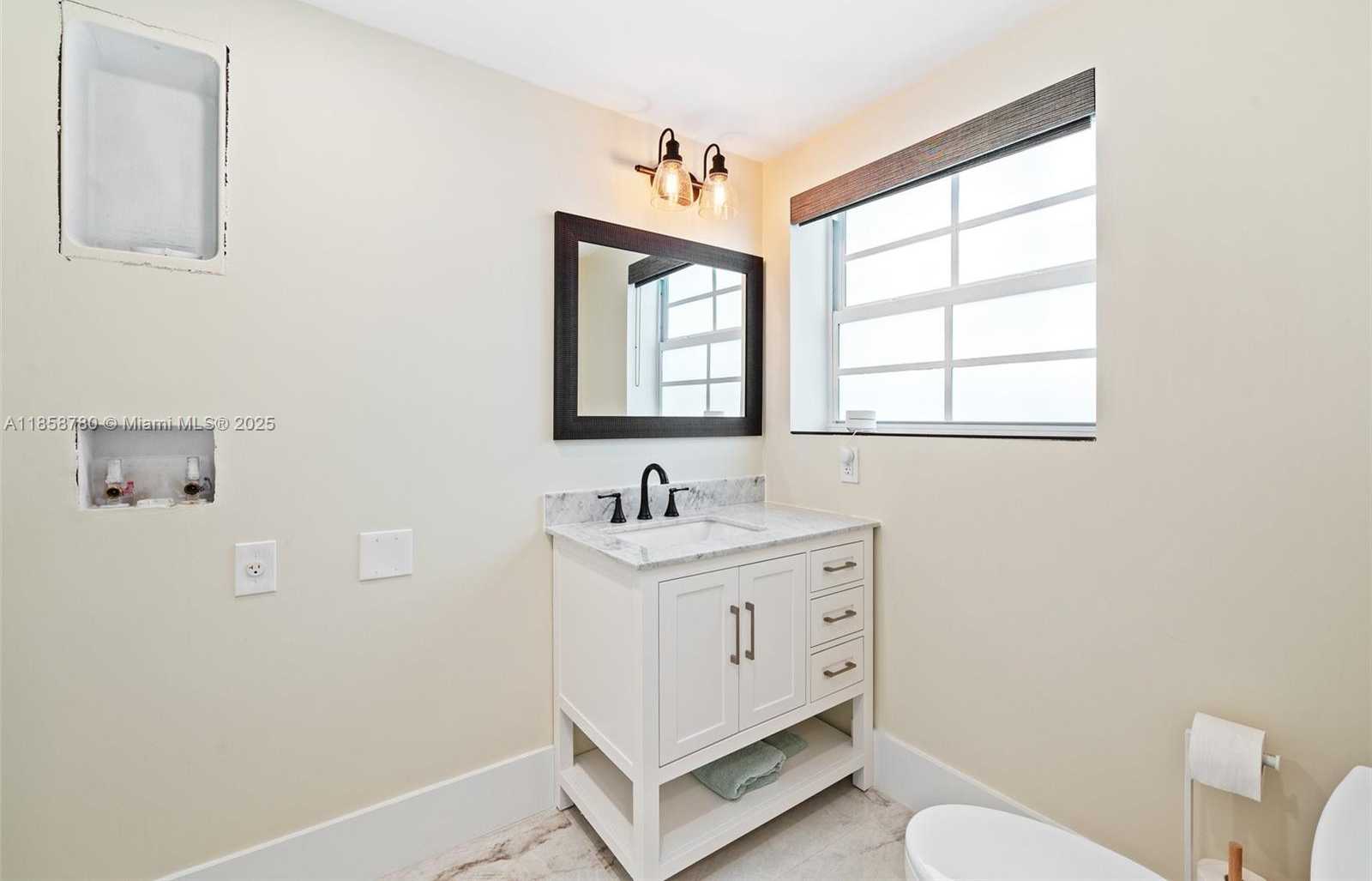 Small Image of 321 SOUTH WEST 1ST AVE #2, Boynton Beach Number 39