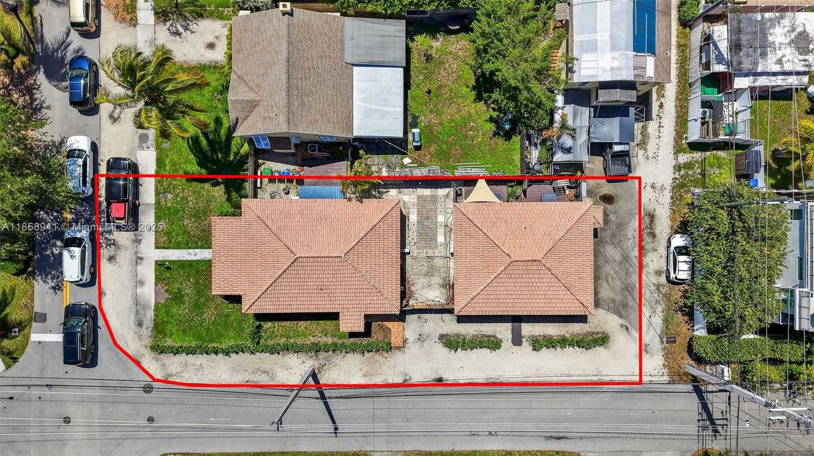 Small Image of 1121 NORTH EAST 2ND ST, Fort Lauderdale Number 3
