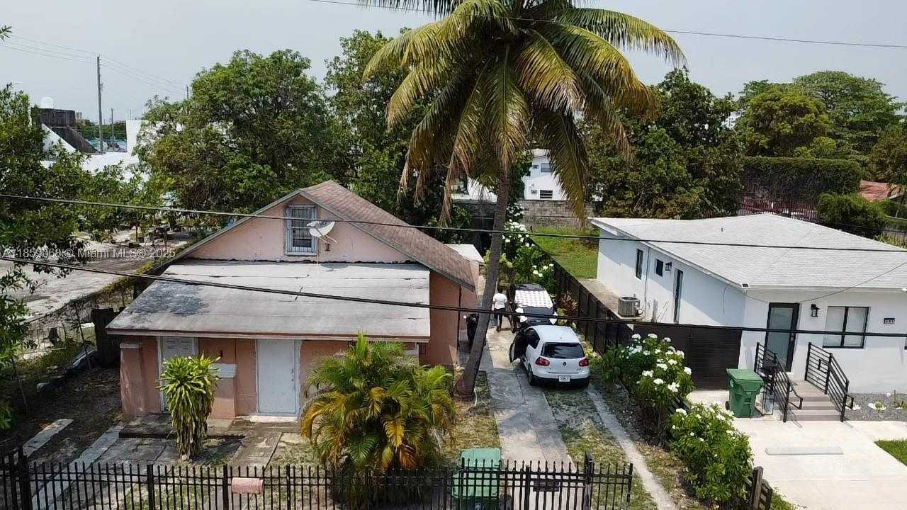 Small Image of 683 NORTH WEST 30TH ST #2, Miami Number 3