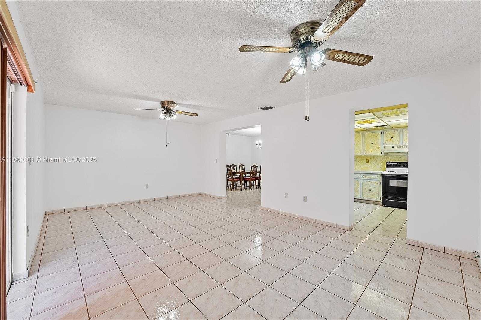 Small Image of 1712 SOUTH WEST 13 #2, Miami Number 10