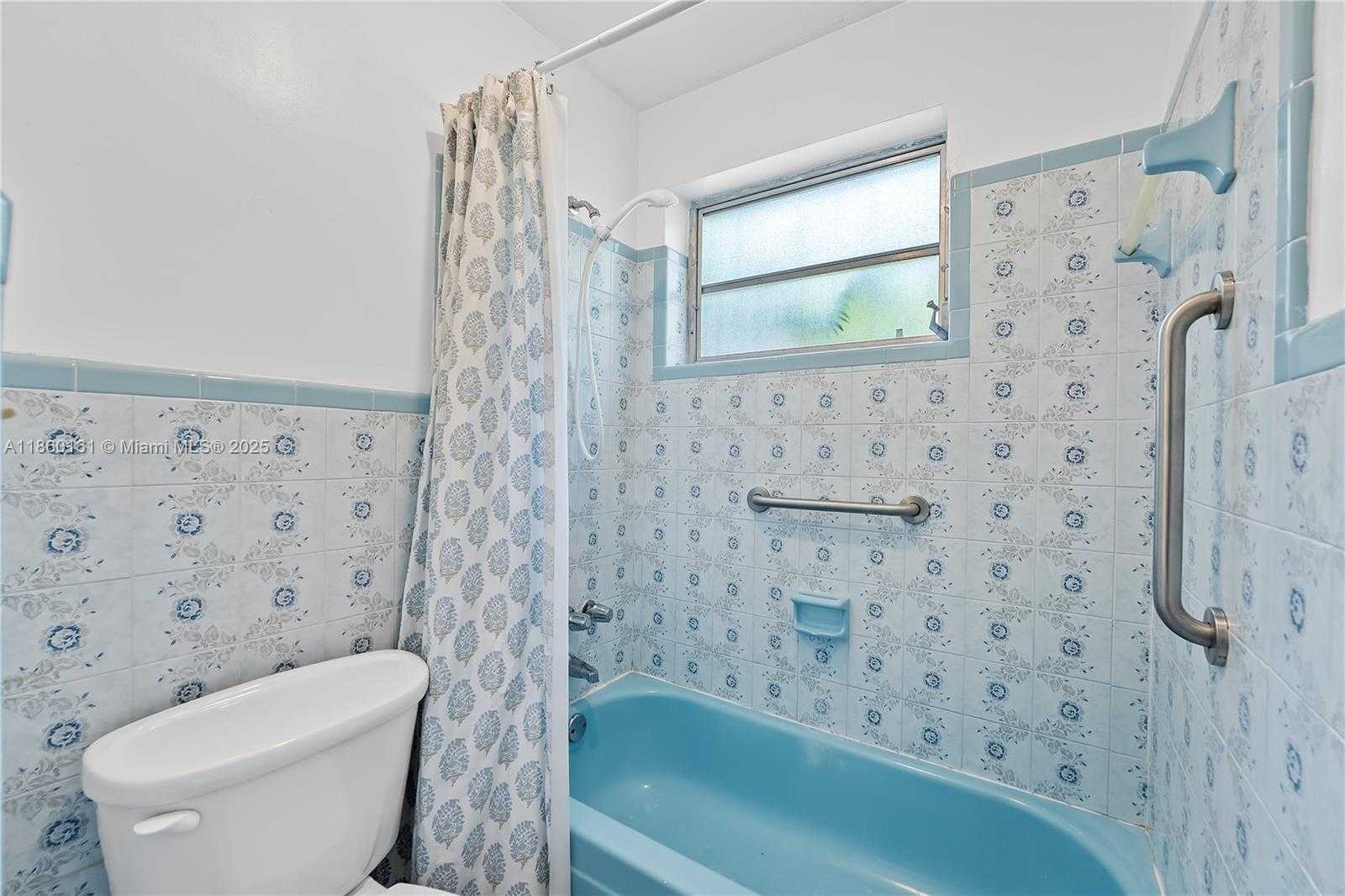 Small Image of 1712 SOUTH WEST 13 #2, Miami Number 26