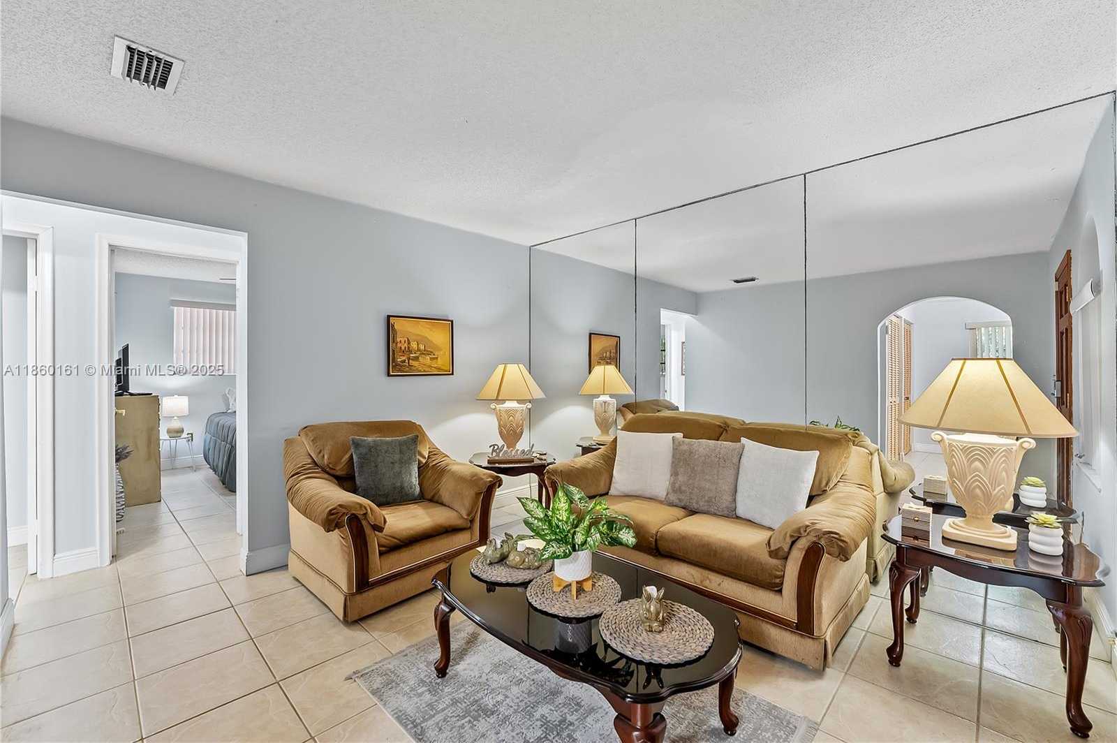 Small Image of 1712 SOUTH WEST 13 #2, Miami Number 27