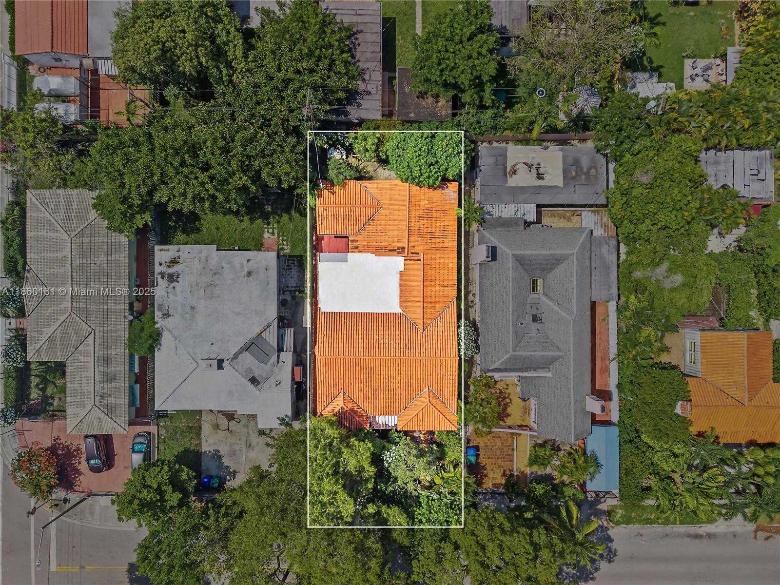 Small Image of 1712 SOUTH WEST 13 #2, Miami Number 45