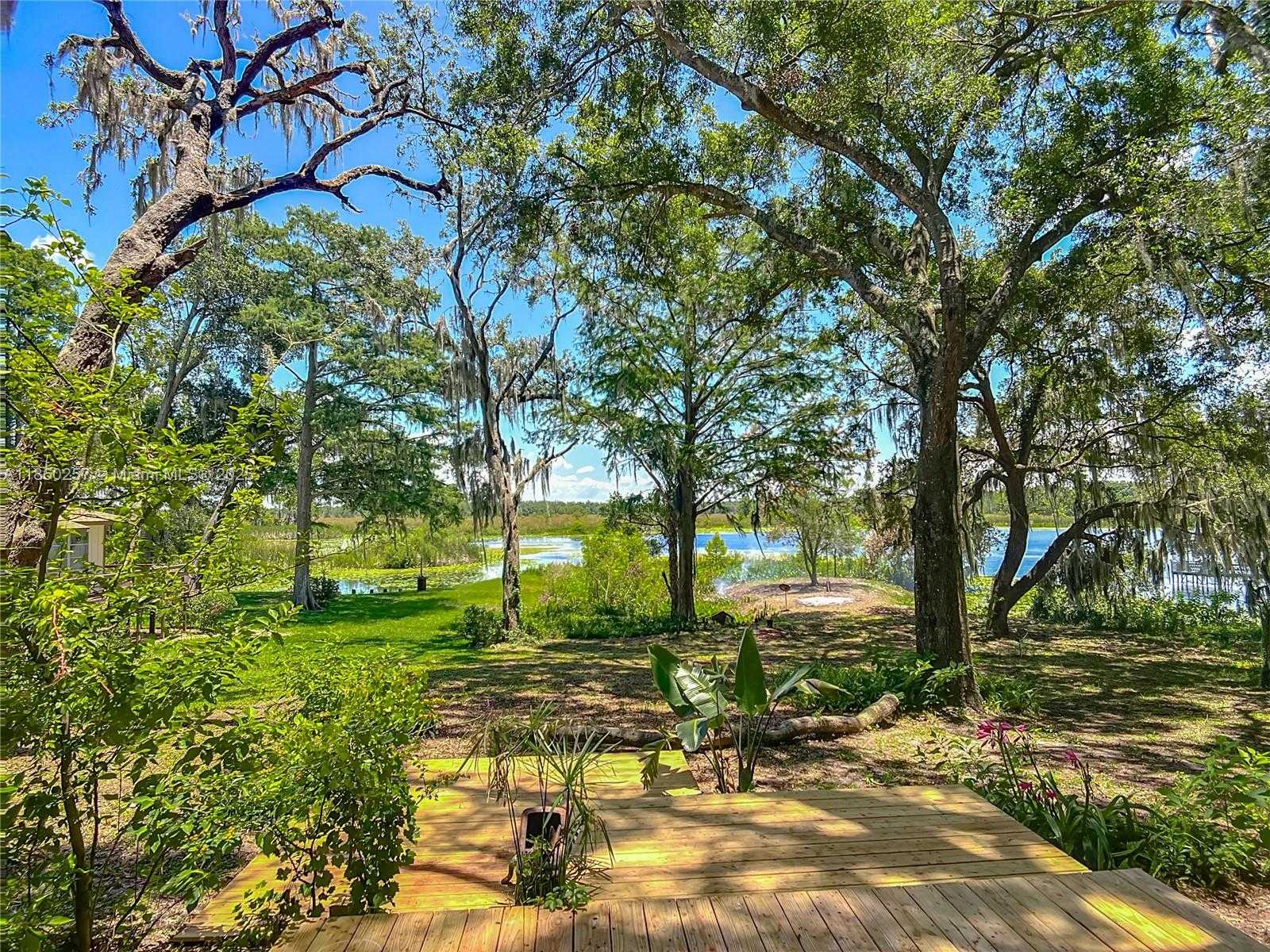 Small Image of 8781 S LAKESHORE DRIVE FLORAL CITY #2, Other City - In The State Of Florida Number 24