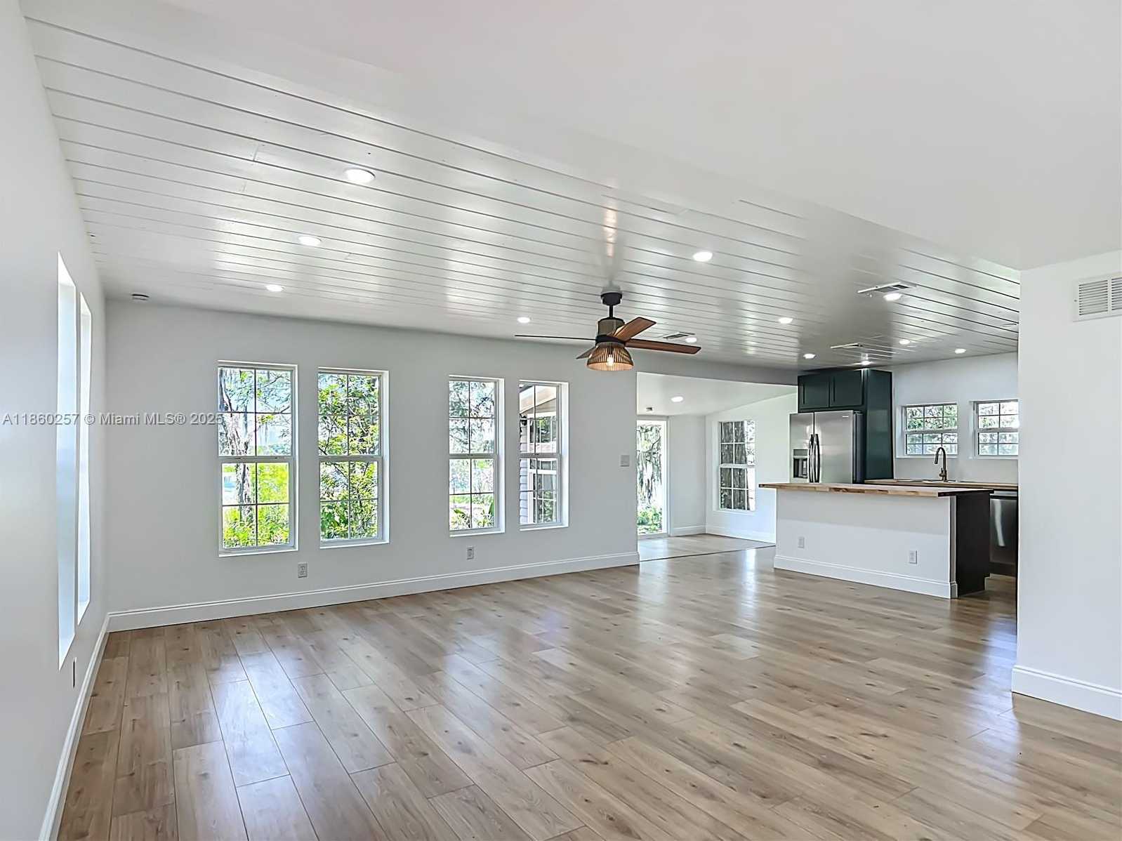 Small Image of 8781 S LAKESHORE DRIVE FLORAL CITY #2, Other City - In The State Of Florida Number 8