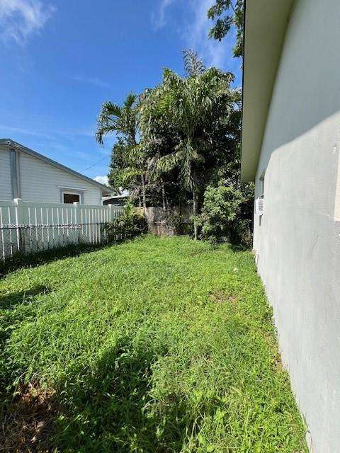 Small Image of 4951 SOUTH WEST 26TH AVE, Dania Beach Number 16