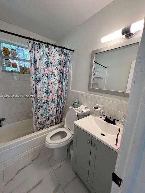 Small Image of 4951 SOUTH WEST 26TH AVE, Dania Beach Number 23