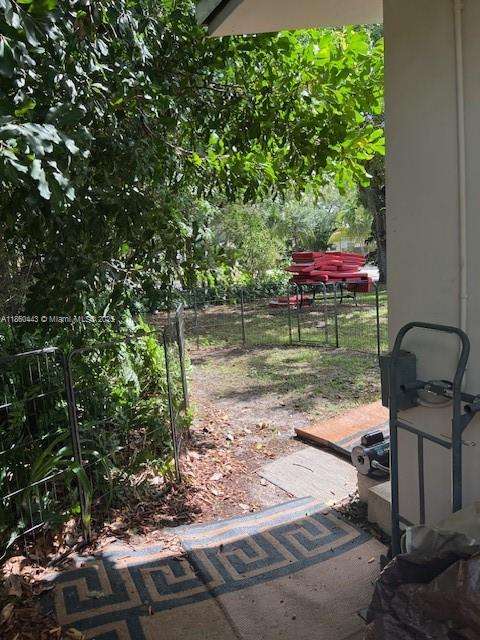 Small Image of 4951 SOUTH WEST 26TH AVE, Dania Beach Number 28