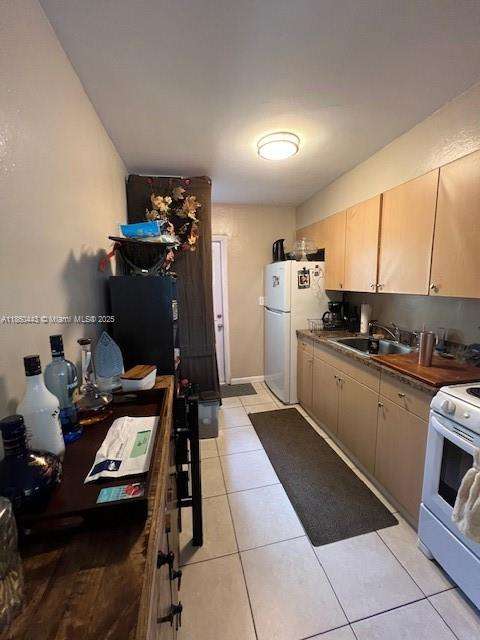 Small Image of 4951 SOUTH WEST 26TH AVE, Dania Beach Number 41