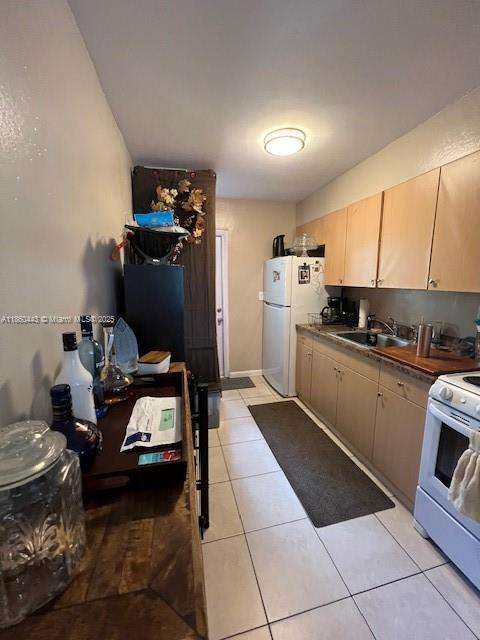 Small Image of 4951 SOUTH WEST 26TH AVE, Dania Beach Number 42