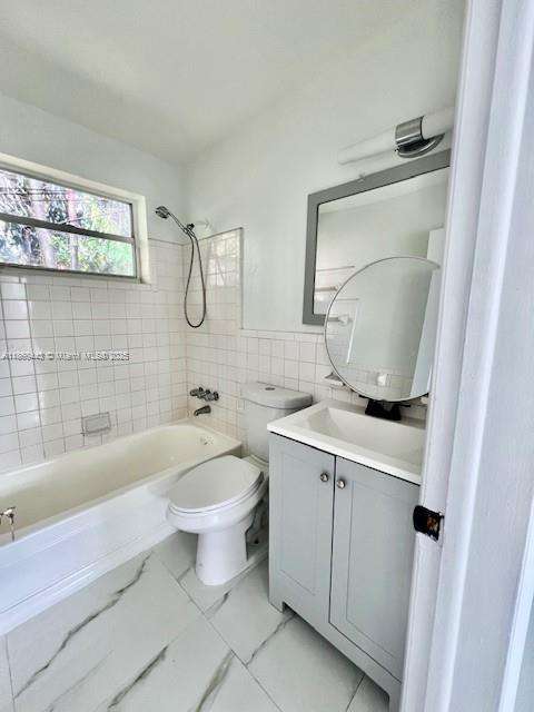 Small Image of 4951 SOUTH WEST 26TH AVE, Dania Beach Number 9