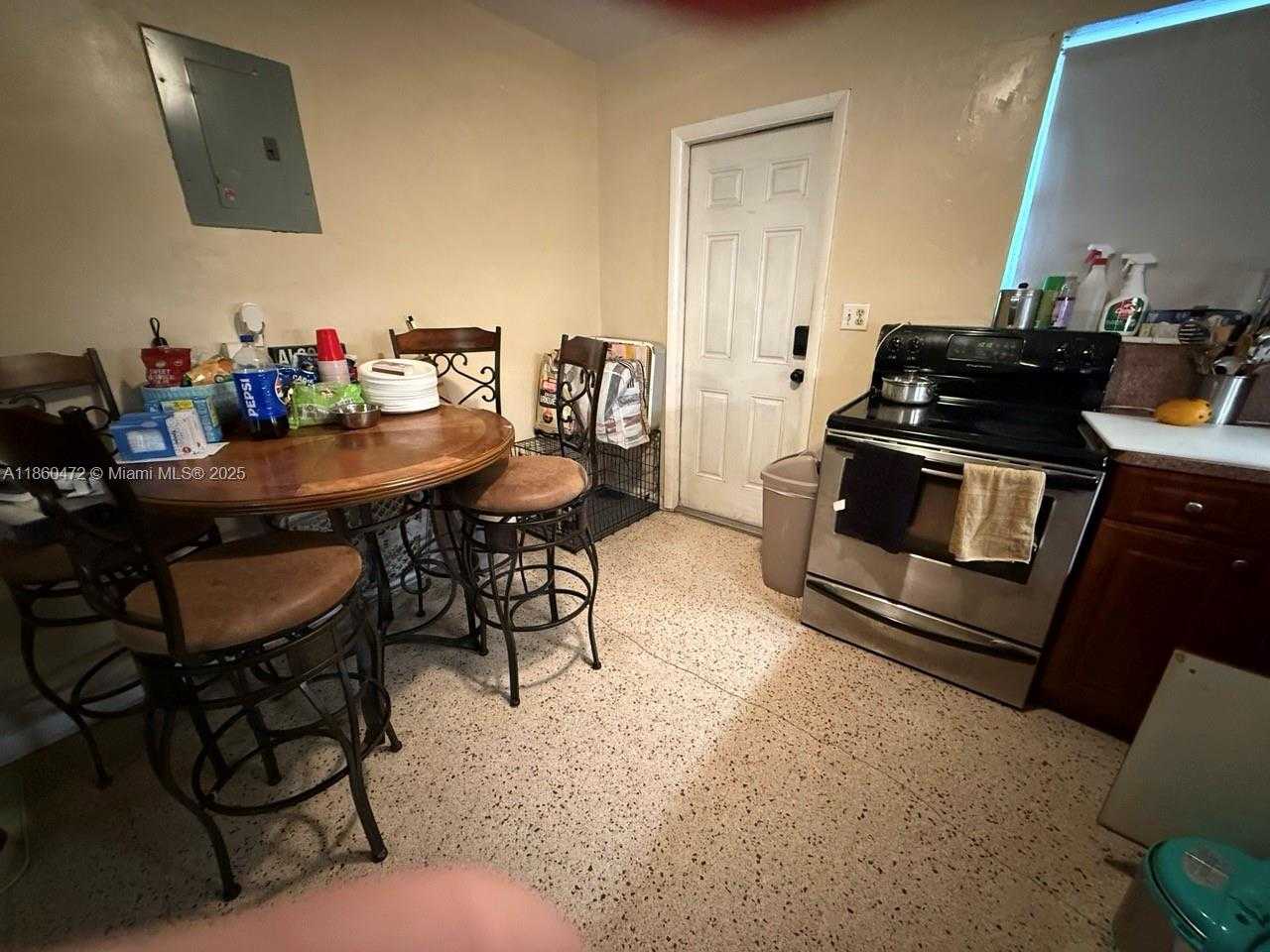 Small Image of 4123 SOUTH WEST 21ST ST, Fort Lauderdale Number 11