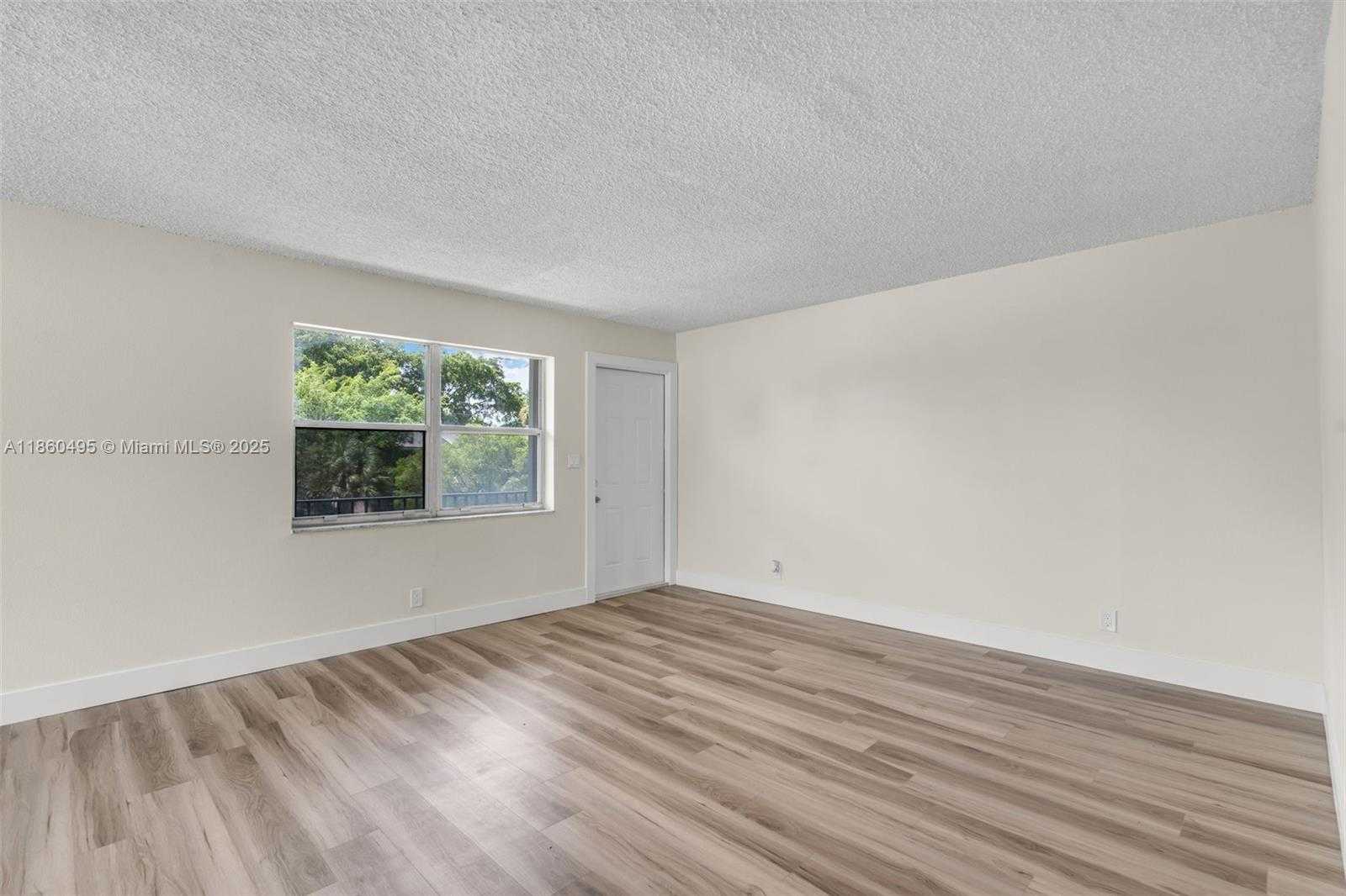 Small Image of 7901 NORTH WEST 44TH CT, Coral Springs Number 10