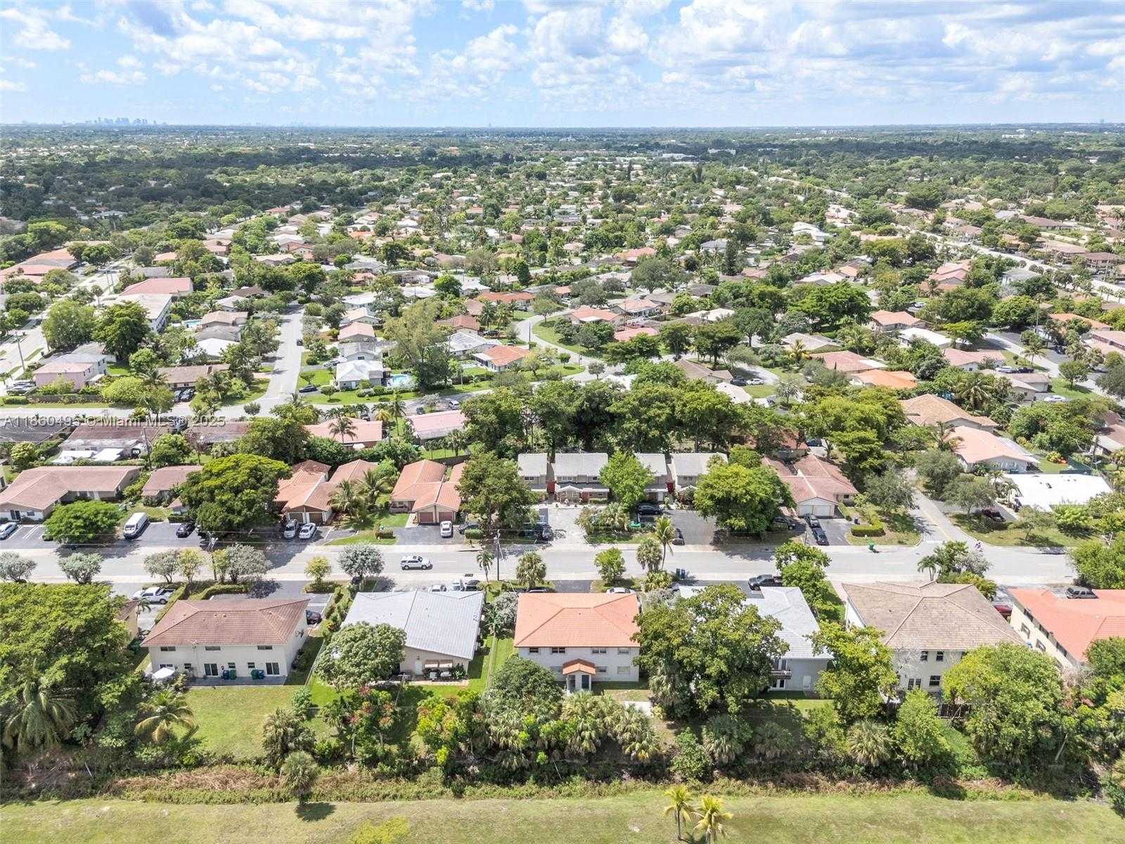 Small Image of 7901 NORTH WEST 44TH CT, Coral Springs Number 25