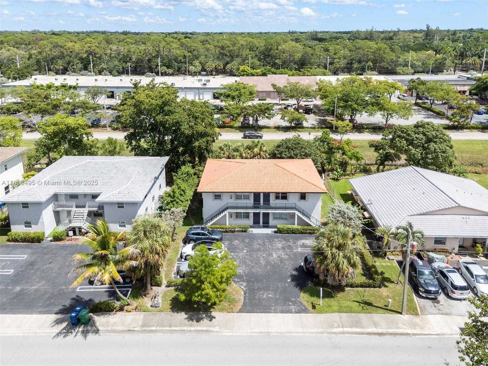 Small Image of 7901 NORTH WEST 44TH CT, Coral Springs Number 3