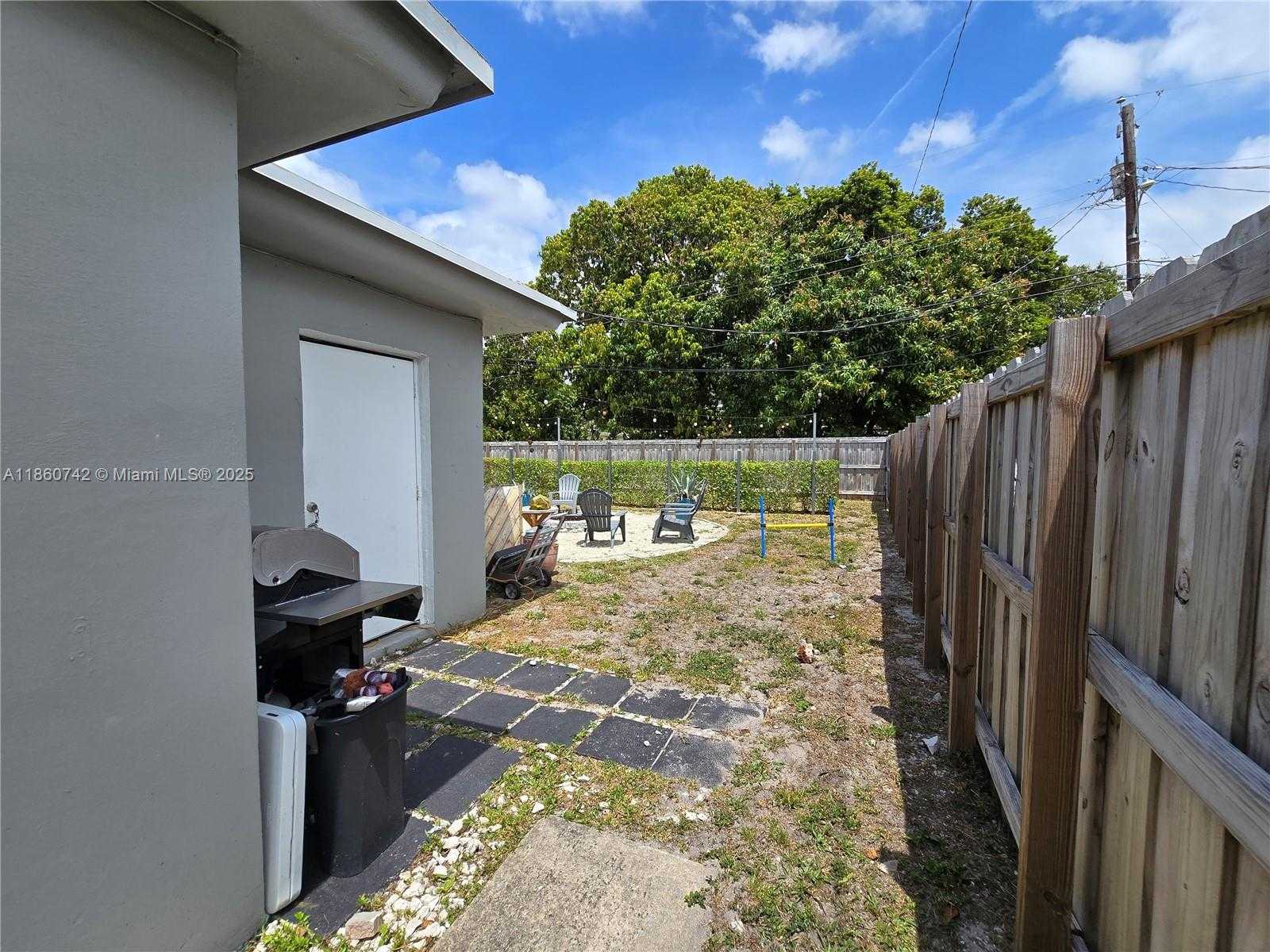 Small Image of 2281 NORTH EAST 173RD ST #2, North Miami Beach Number 13