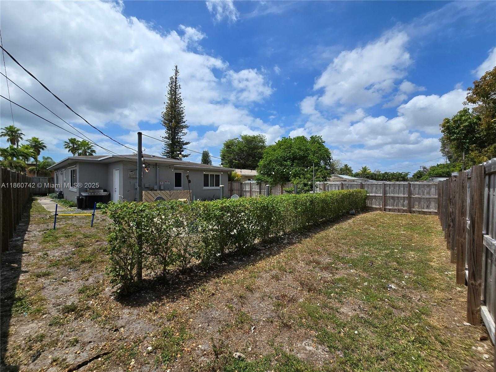 Small Image of 2281 NORTH EAST 173RD ST #2, North Miami Beach Number 16