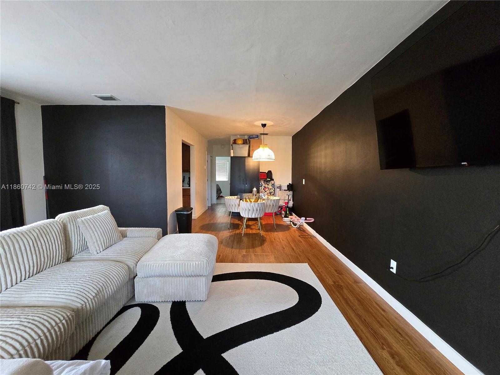 Small Image of 2281 NORTH EAST 173RD ST #2, North Miami Beach Number 22