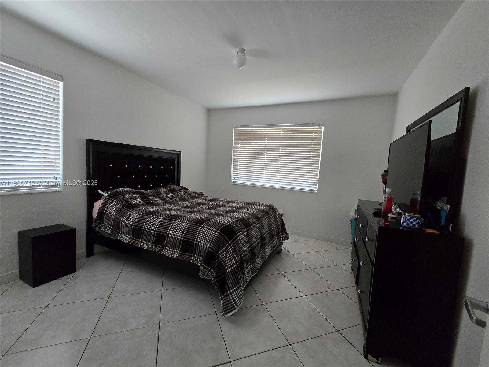 Small Image of 2281 NORTH EAST 173RD ST #2, North Miami Beach Number 28