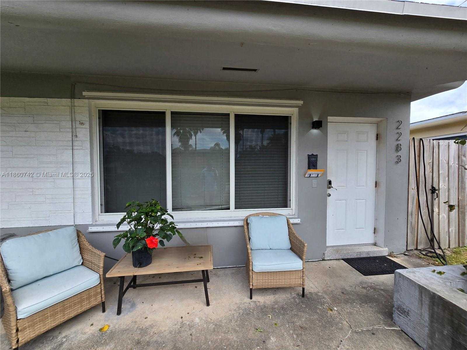 Small Image of 2281 NORTH EAST 173RD ST #2, North Miami Beach Number 3